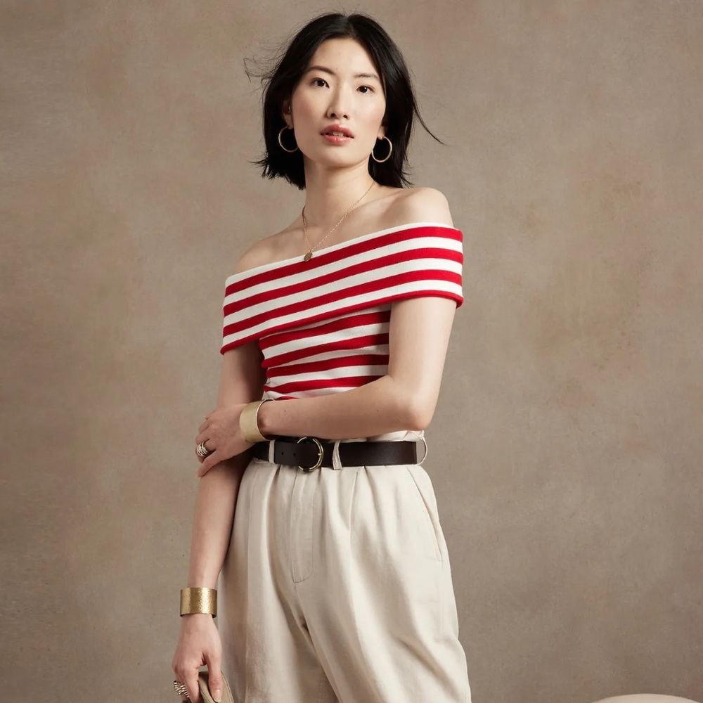 NWT Petite off shoulder top XS Banana Republic